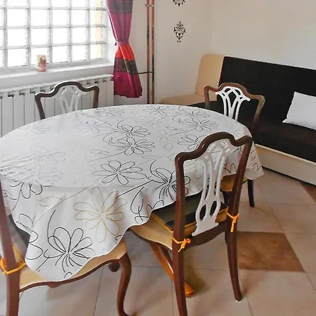 Manceta - Cis01263-dyd Apartman